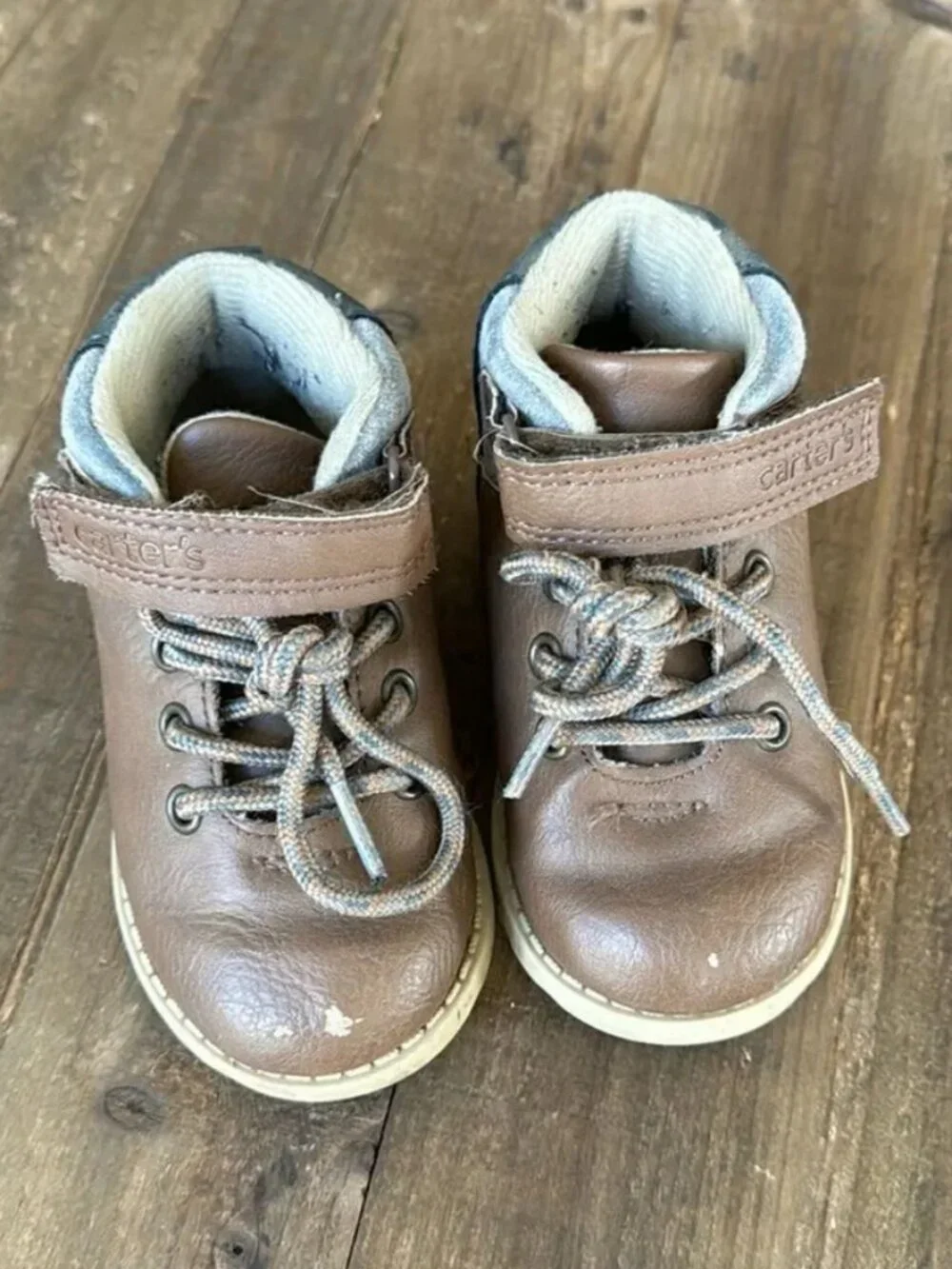 Carter’s Toddler Boots Size 6C Brown Winter Shoes Neutral Casual Lace Up Cold